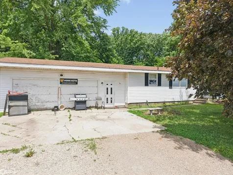 21194 Eagle Avenue Clear Lake IA 50428