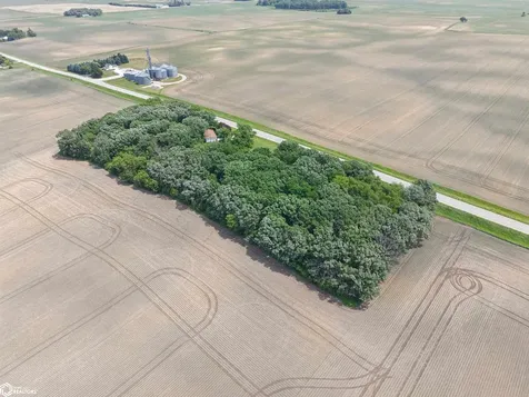 21194 Eagle Avenue Clear Lake IA 50428