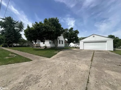 1401 Chester Avenue Ottumwa IA 52501