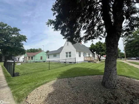 1401 Chester Avenue Ottumwa IA 52501