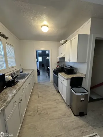 212 N Clay Street Ottumwa IA 52501