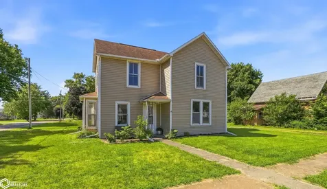 210 E Center Street Winfield IA 52659