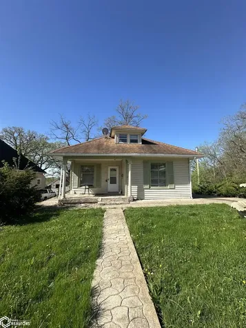 932 Sheffield Street Ottumwa IA 52501