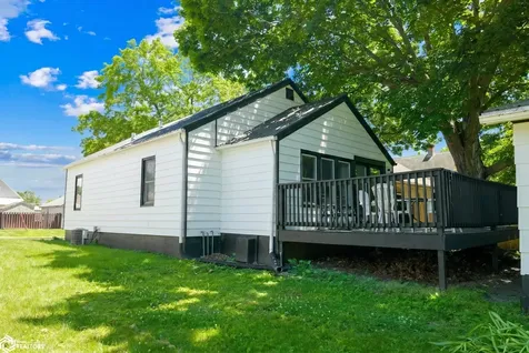 1519 Lincoln Street Burlington IA 52601