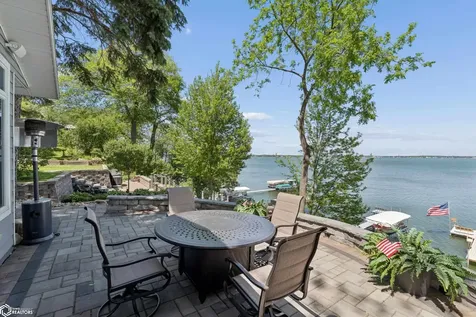 5364 Lakeview Drive Clear Lake IA 50428