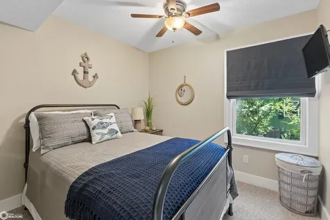 5364 Lakeview Drive Clear Lake IA 50428