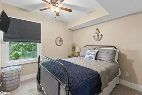 5364 Lakeview Drive Clear Lake IA 50428