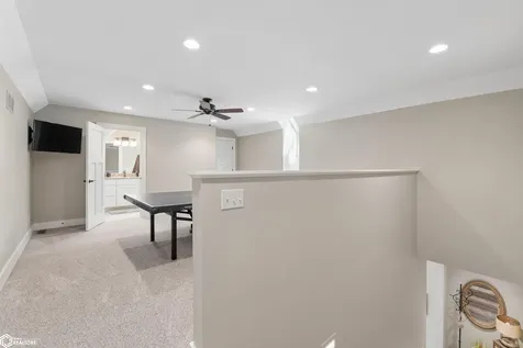 5364 Lakeview Drive Clear Lake IA 50428