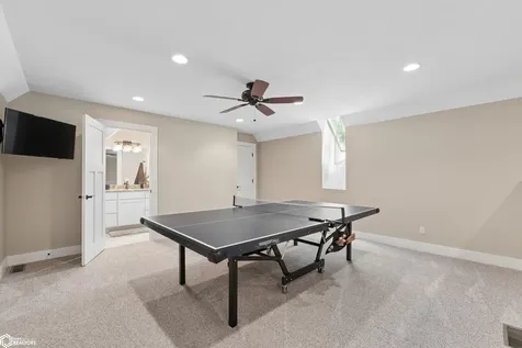 5364 Lakeview Drive Clear Lake IA 50428