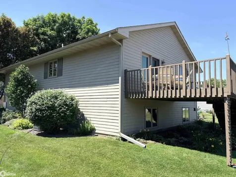 1204 Navajo Street Burlington IA 52601