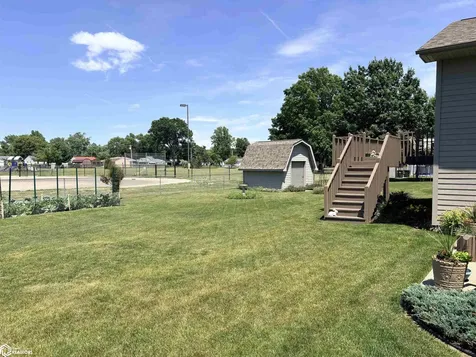 1204 Navajo Street Burlington IA 52601