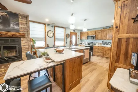 9058 28th Street Ottumwa IA 52501