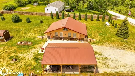 9058 28th Street Ottumwa IA 52501