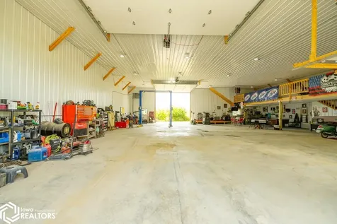 9058 28th Street Ottumwa IA 52501