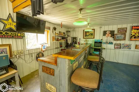 9058 28th Street Ottumwa IA 52501