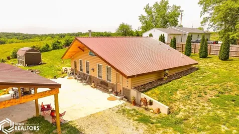 9058 28th Street Ottumwa IA 52501