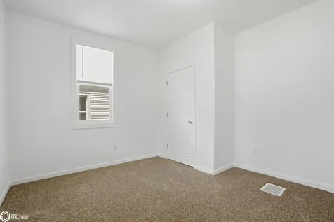 1314 N 7th Street Burlington IA 52601