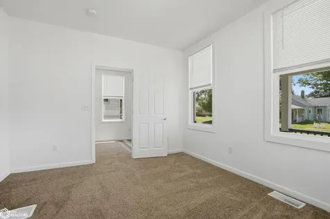1314 N 7th Street Burlington IA 52601