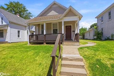 1314 N 7th Street Burlington IA 52601