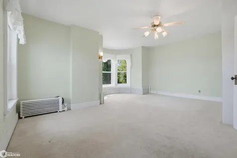201 Spring Street Burlington IA 52601