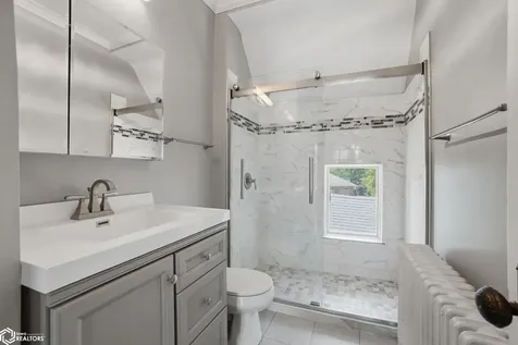 201 Spring Street Burlington IA 52601