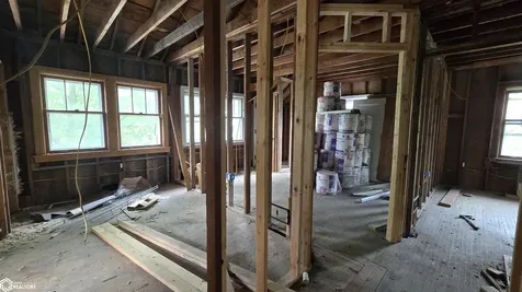 506 S 6th Street Forest City IA 50436