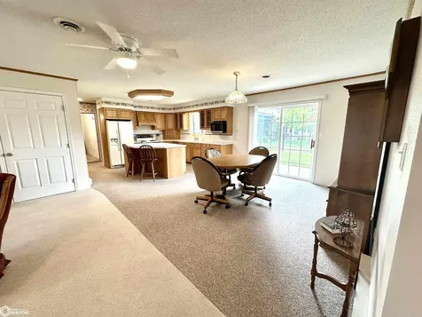 1524 Reed Street Grinnell IA 50112