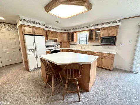 1524 Reed Street Grinnell IA 50112