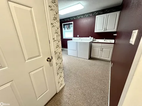 1524 Reed Street Grinnell IA 50112
