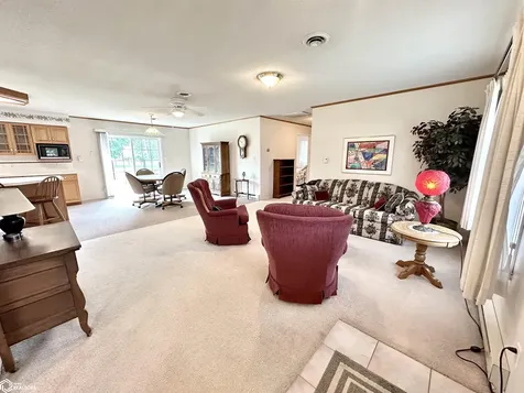 1524 Reed Street Grinnell IA 50112