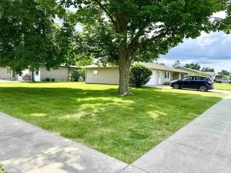 1524 Reed Street Grinnell IA 50112