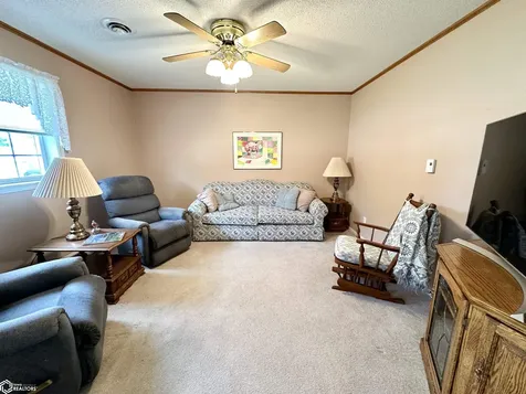 1524 Reed Street Grinnell IA 50112