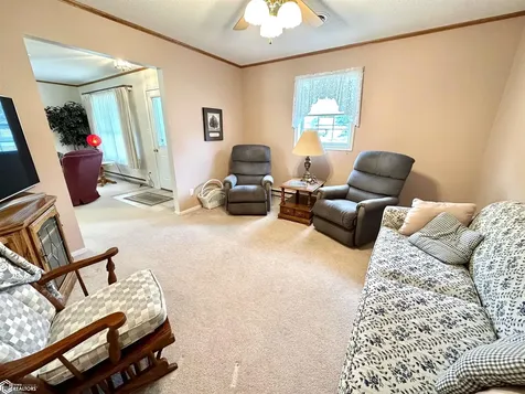 1524 Reed Street Grinnell IA 50112