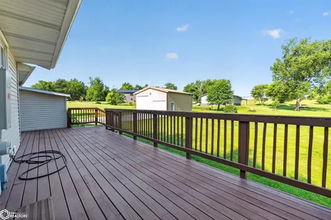 1828 Parker Avenue Marshalltown IA 50158