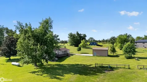 1828 Parker Avenue Marshalltown IA 50158