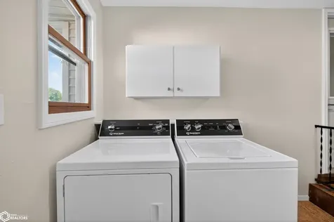 1828 Parker Avenue Marshalltown IA 50158