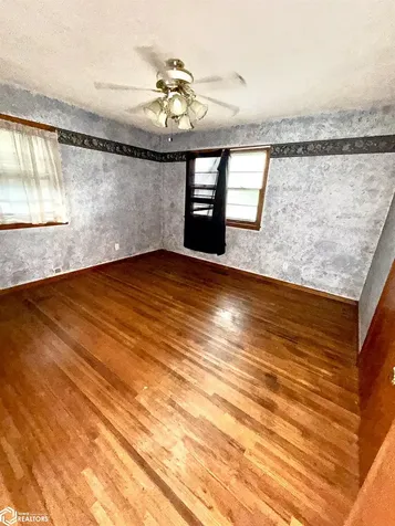 921 8th Street SE Mason City IA 50401