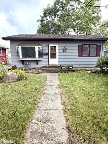921 8th Street SE Mason City IA 50401