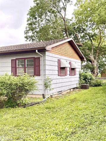 921 8th Street SE Mason City IA 50401