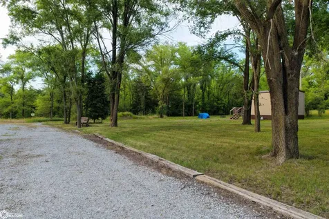 2513 270th Street Montrose IA 52639
