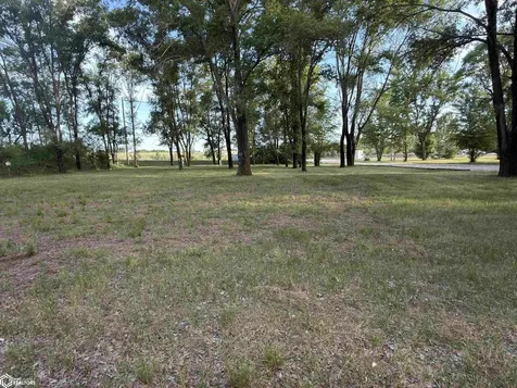2513 270th Street Montrose IA 52639