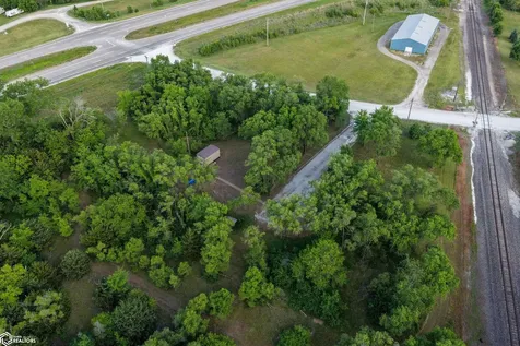 2513 270th Street Montrose IA 52639