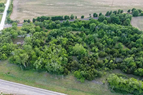 2513 270th Street Montrose IA 52639
