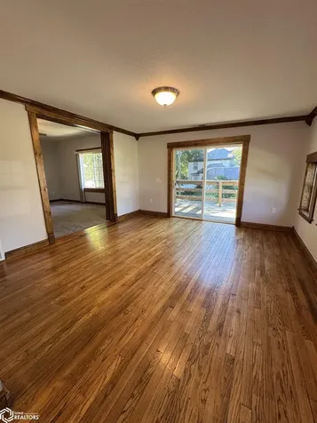 116 N East Street Sigourney IA 52591