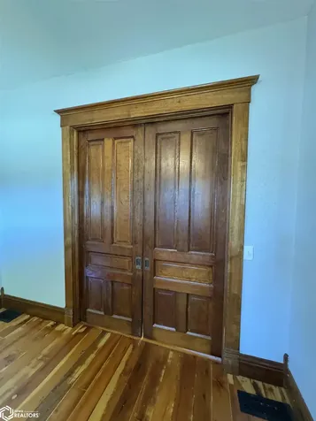 116 N East Street Sigourney IA 52591