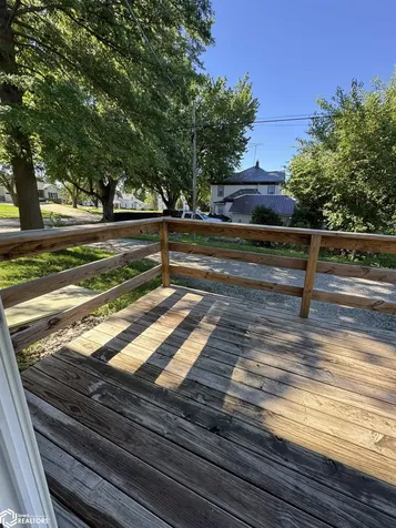 116 N East Street Sigourney IA 52591