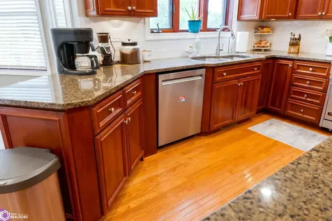 5624 Clubhouse Drive Burlington IA 52601
