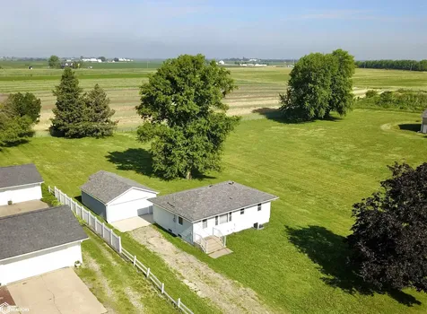 1215 Bliss Street Grinnell IA 50112