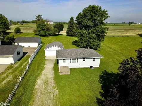 1215 Bliss Street Grinnell IA 50112