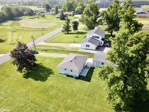 1215 Bliss Street Grinnell IA 50112